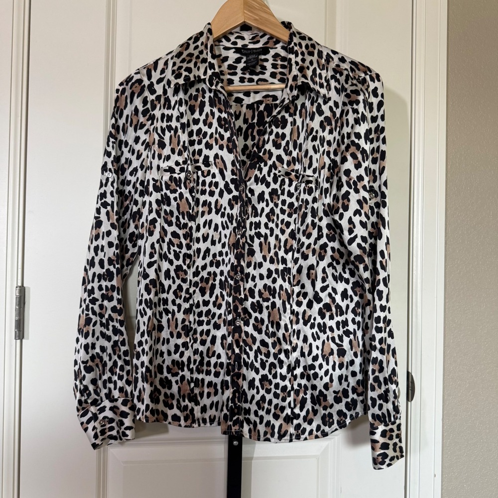 White House Black Market Leopard Silk Stretch Button Up Blouse Womens Size 12‎